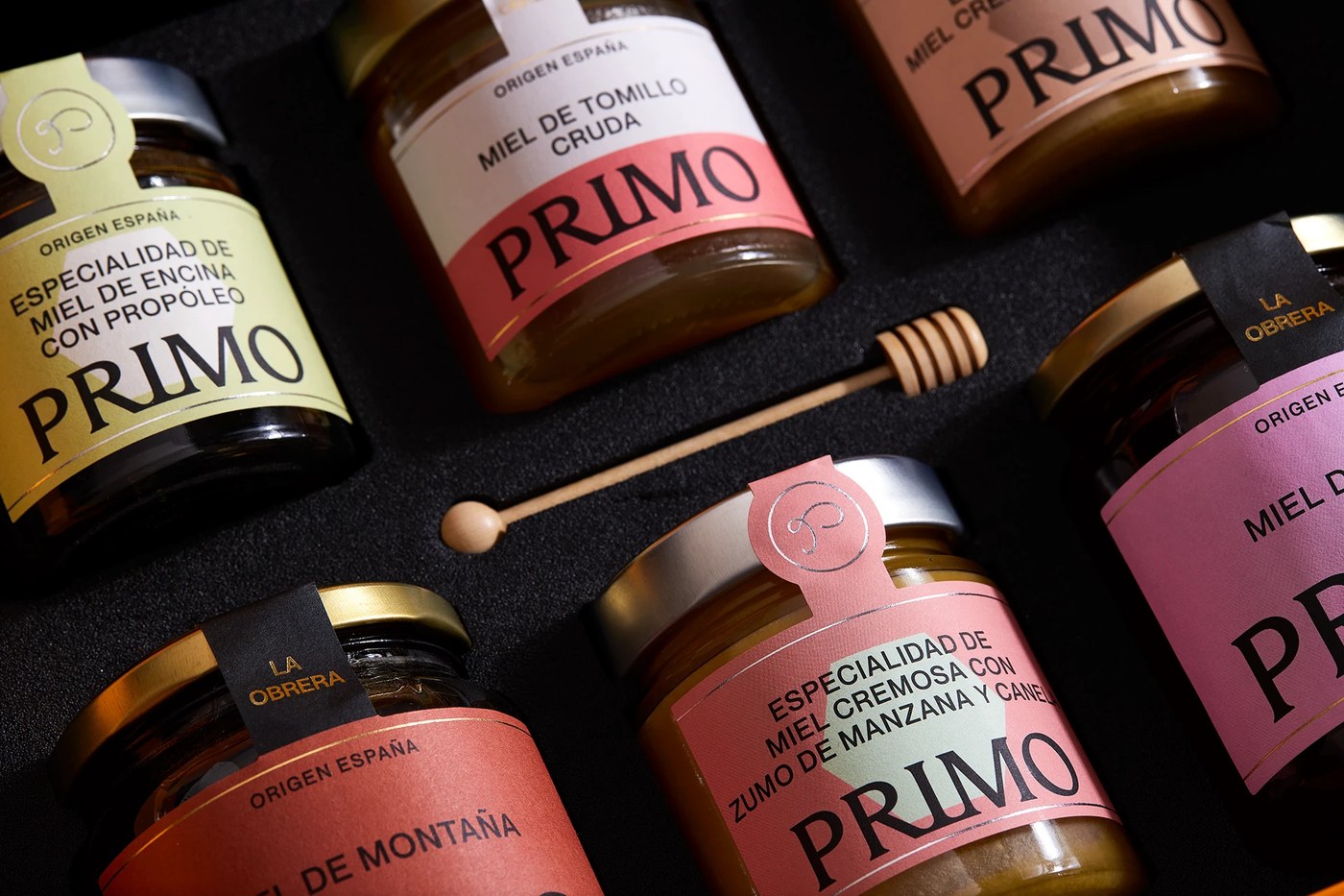 Primo Honey composition detail — packaging design by Brandsummit Studio
